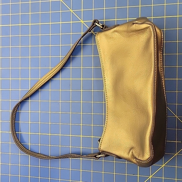 Metallic Goldish Green 10"x 3" x 6" Purse 20" Strap Purse - Picture 1 of 9